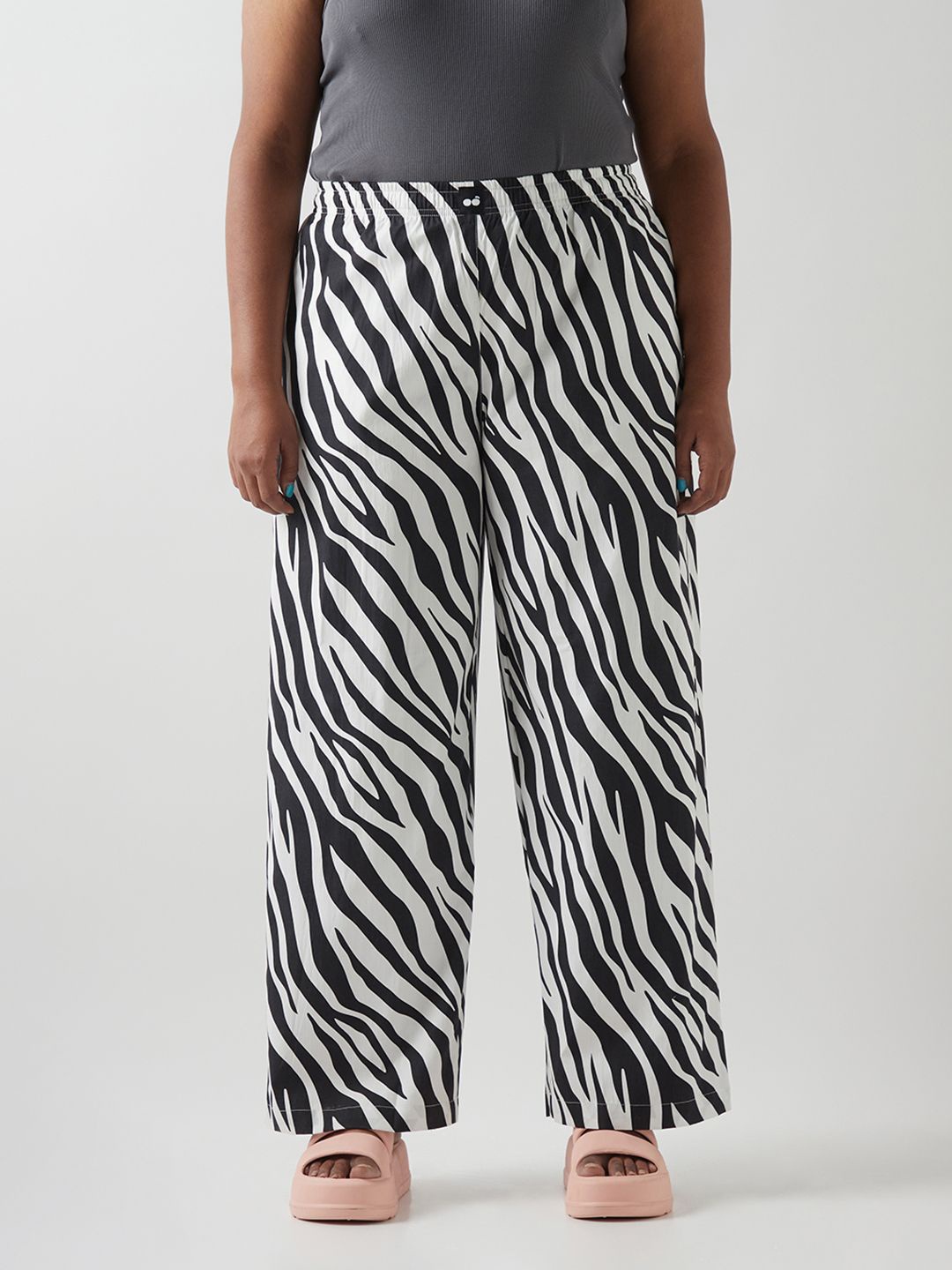 

Bewakoof Women Plus Size Printed Mid-Rise Cotton Lounge Pant, White
