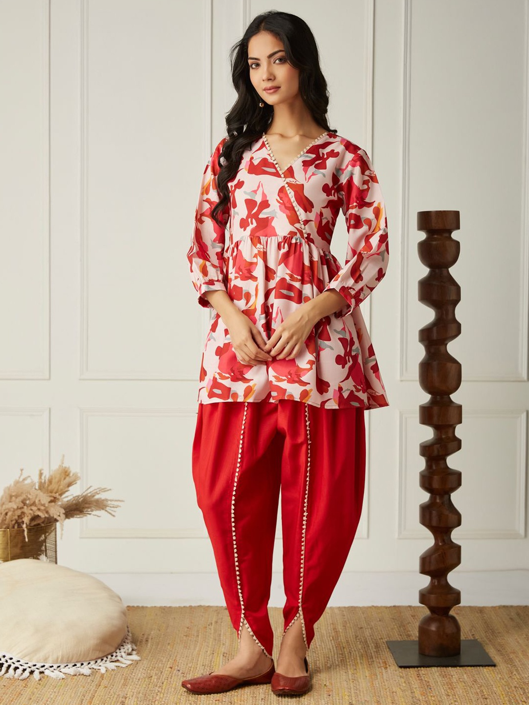 

J Turritopsis Printed Tunic With Dhoti Pant Co-Ords, Red