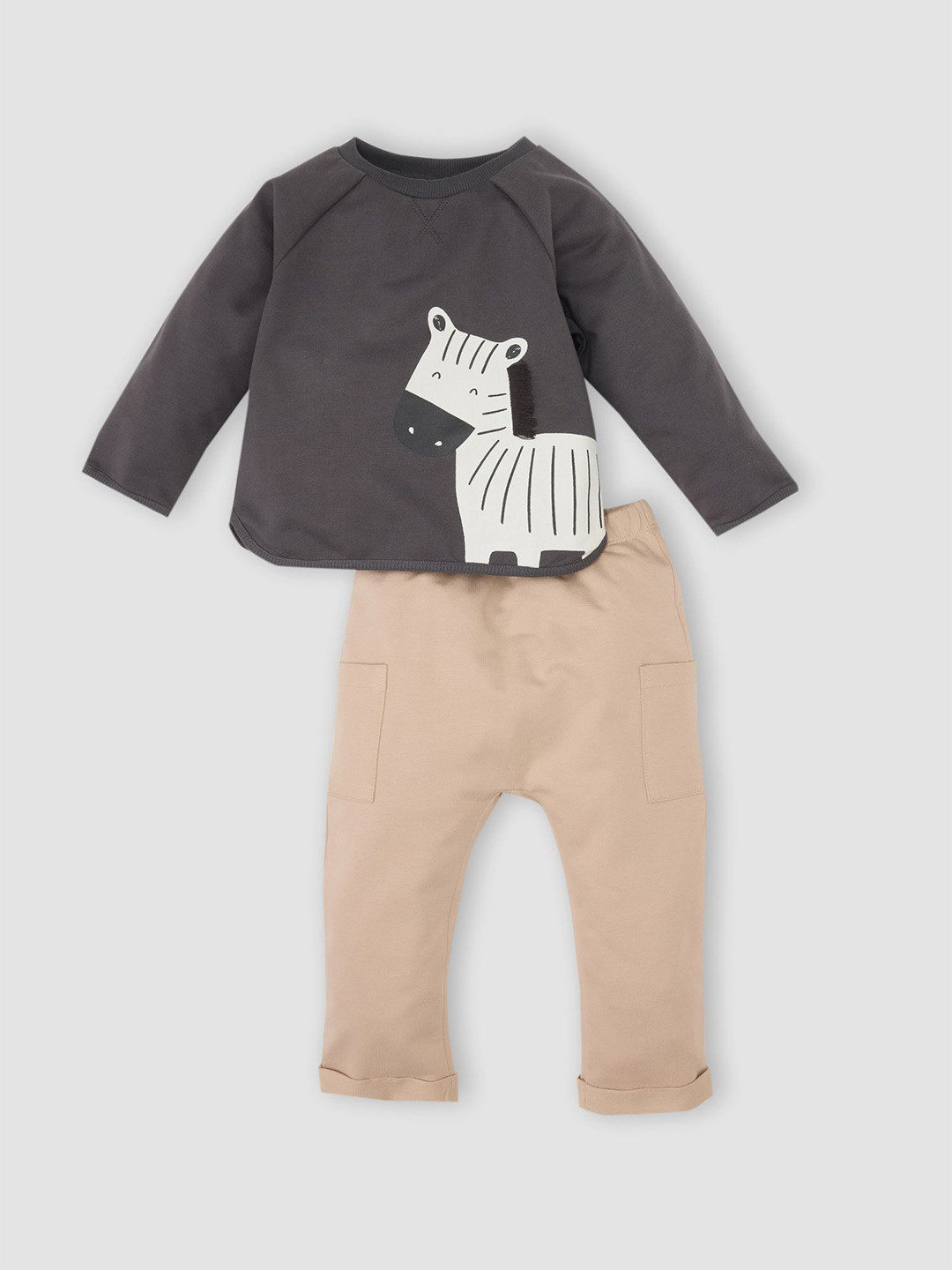 

DeFacto Boys Printed Trousers, Black