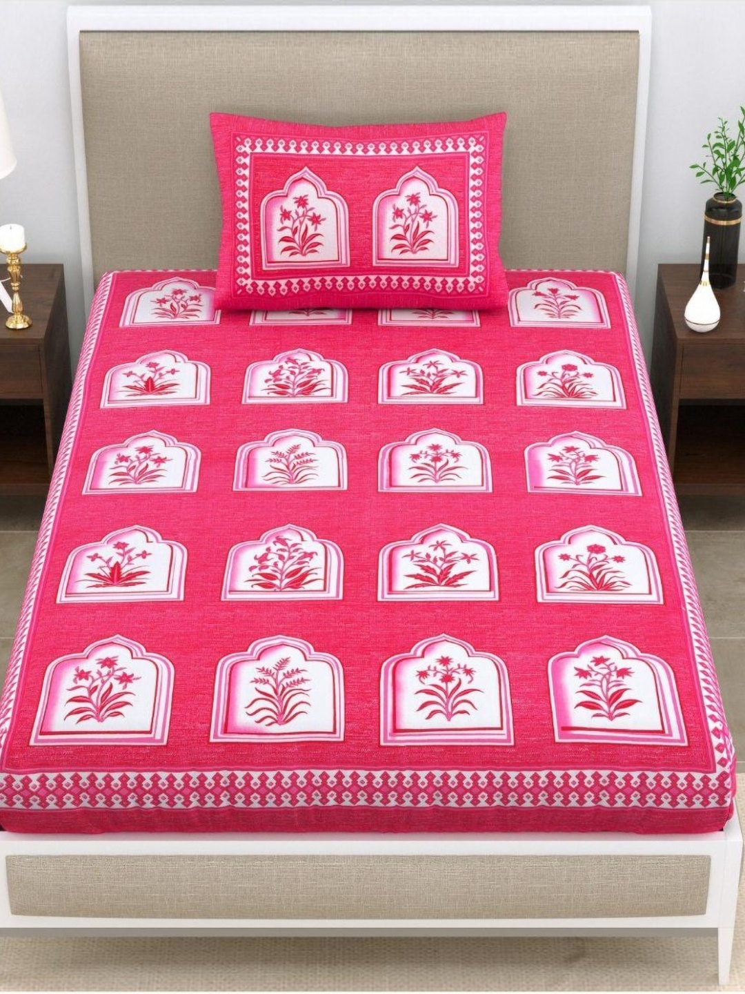 

UNIQCHOICE Pink & White Floral Printed Cotton 120 TC Single Bedsheet Set 2.25 m x 1.5 m