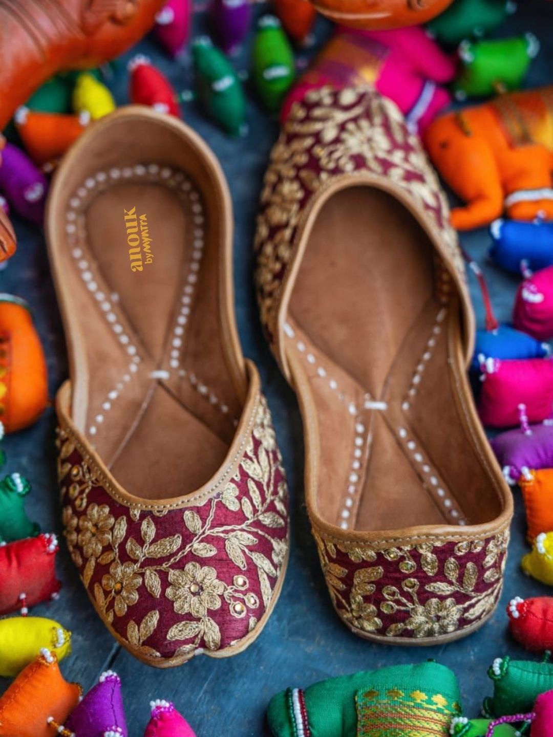 

Anouk Women Ethnic Mojaris with Embroidered Flats, Maroon