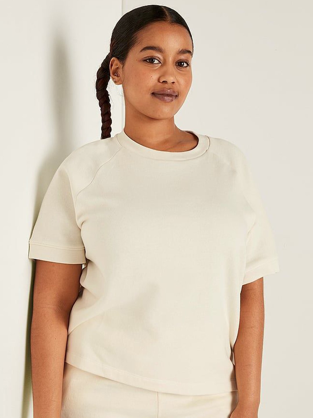 

Victoria's Secret Women Round Neck Pullover Sweatshirt, Multi