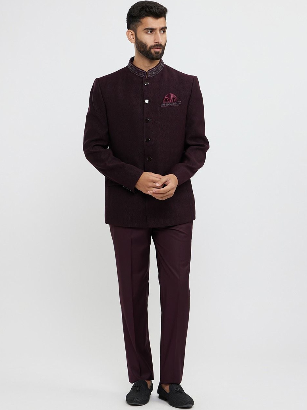 

Twamev Men Self Design Tailored Fit Mandarin Collar Suit, Purple