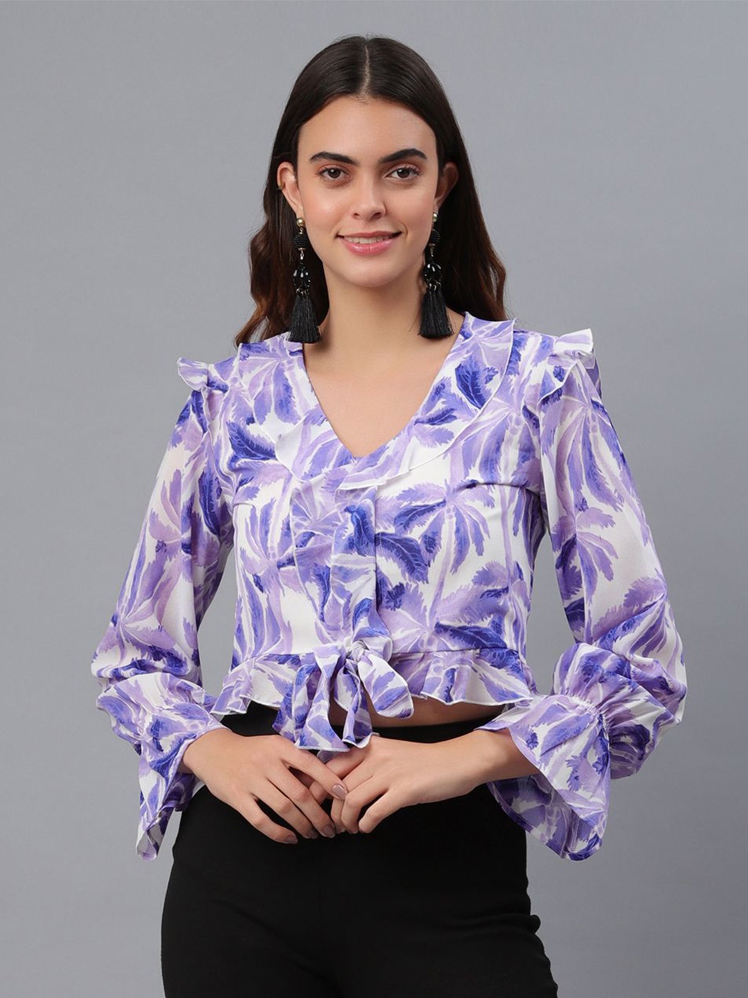 

all about you Floral Print Bell Sleeve Crop Top, Blue