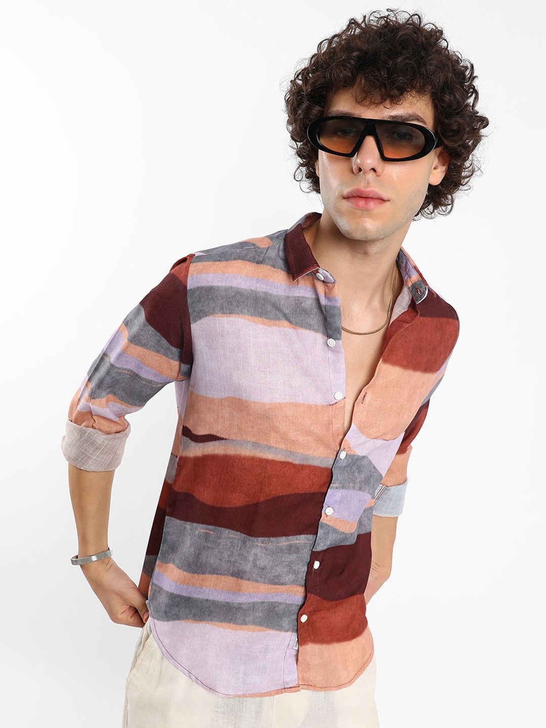 

Campus Sutra Men Comfort Spread Collar Multi Striped Casual Shirt, Beige