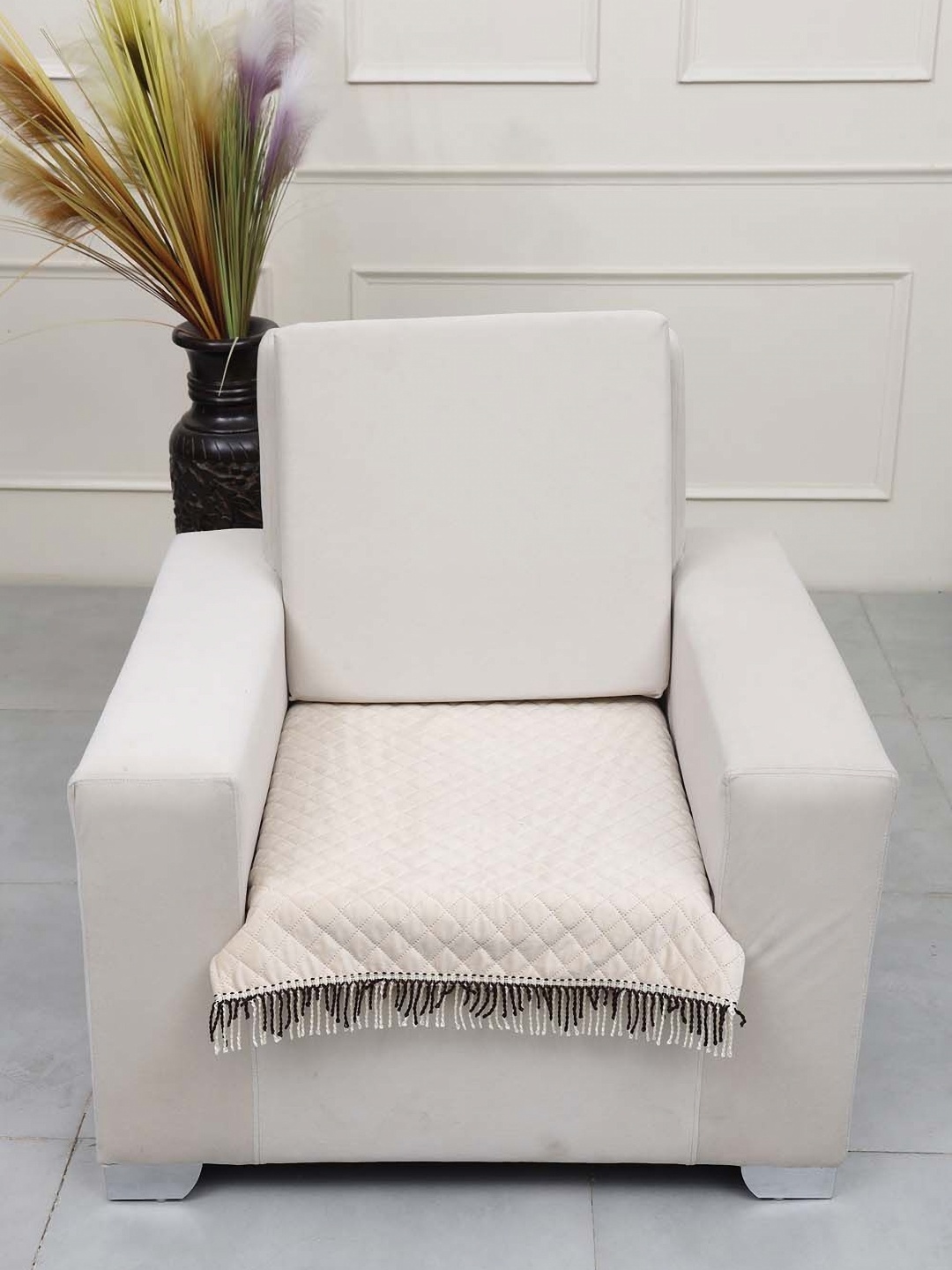 

AAZEEM Cream-Coloured Solid Velvet 1 Piece Sofa Cover