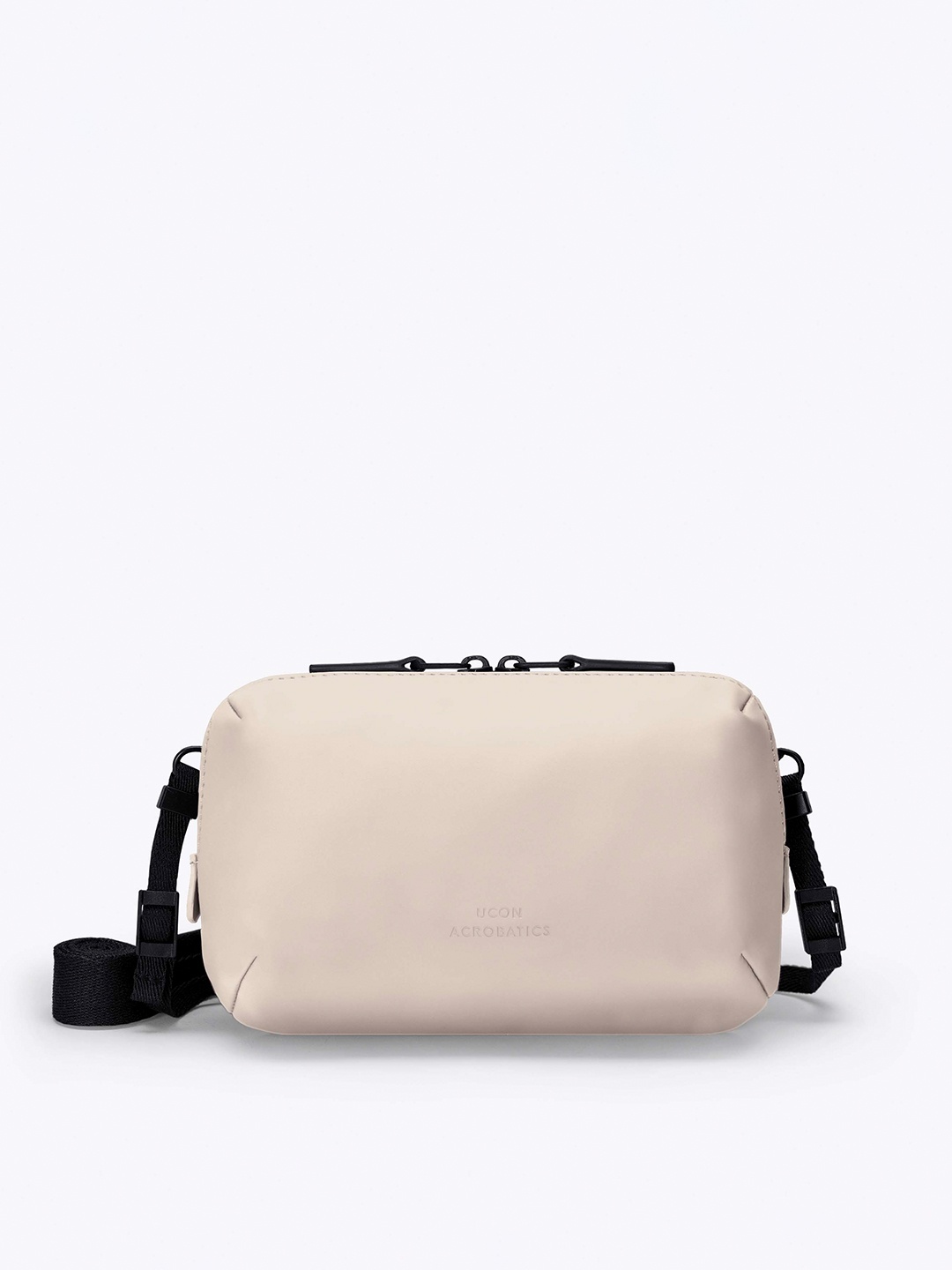 

UCON ACROBATICS Ando Medium Fanny Pack, Off white