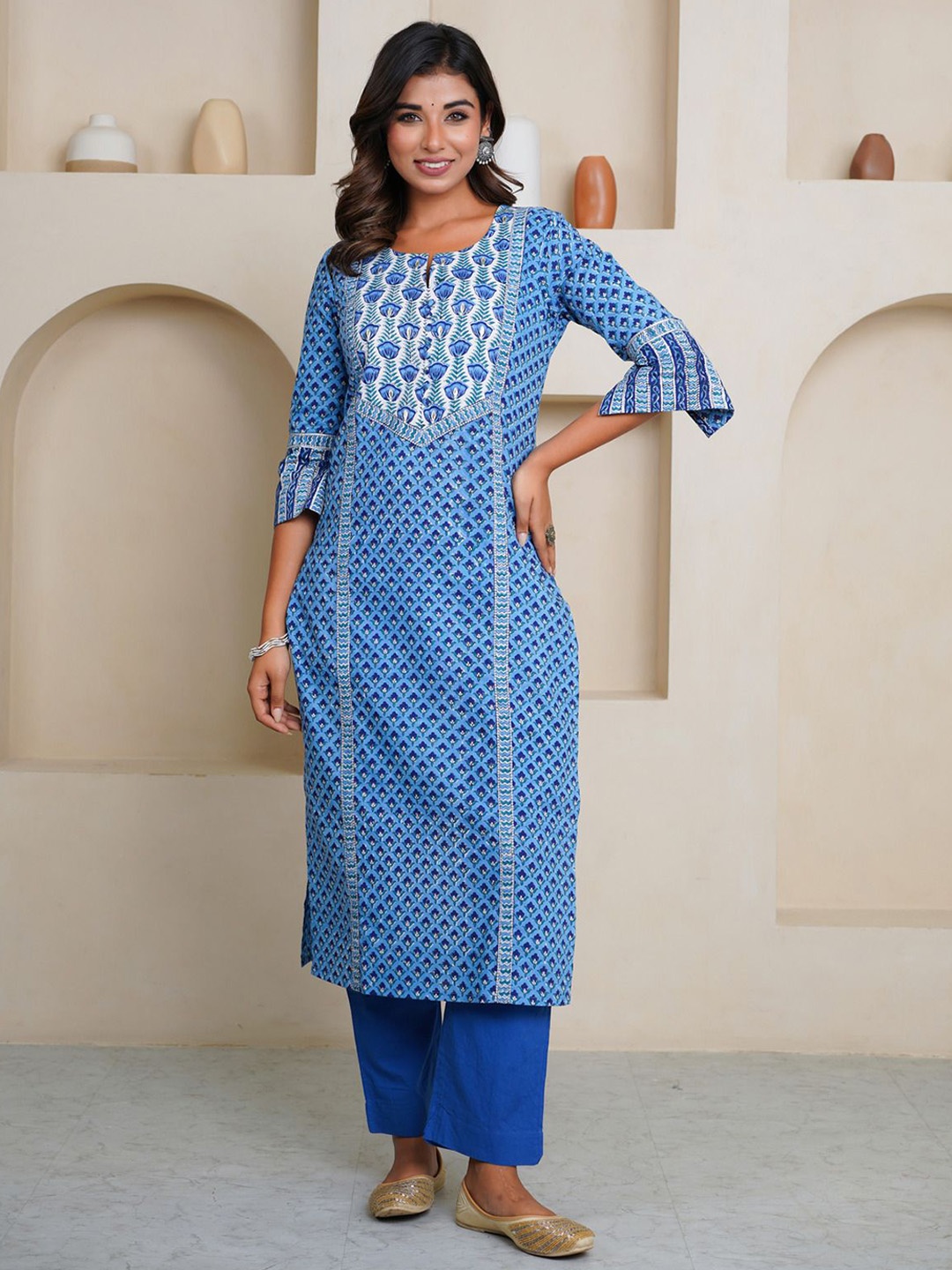 

JAIPURIBANNO Women Floral Printed Regular Pure Cotton Kurta with Trousers, Blue
