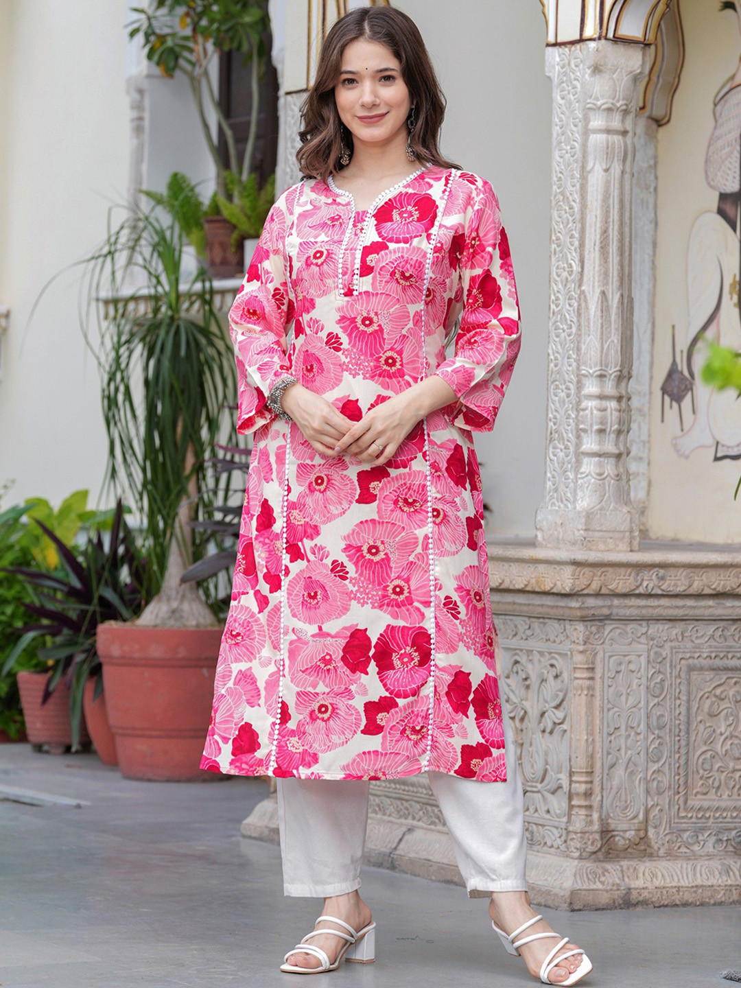 

PHYSIL Women Floral Printed Kurta, Red