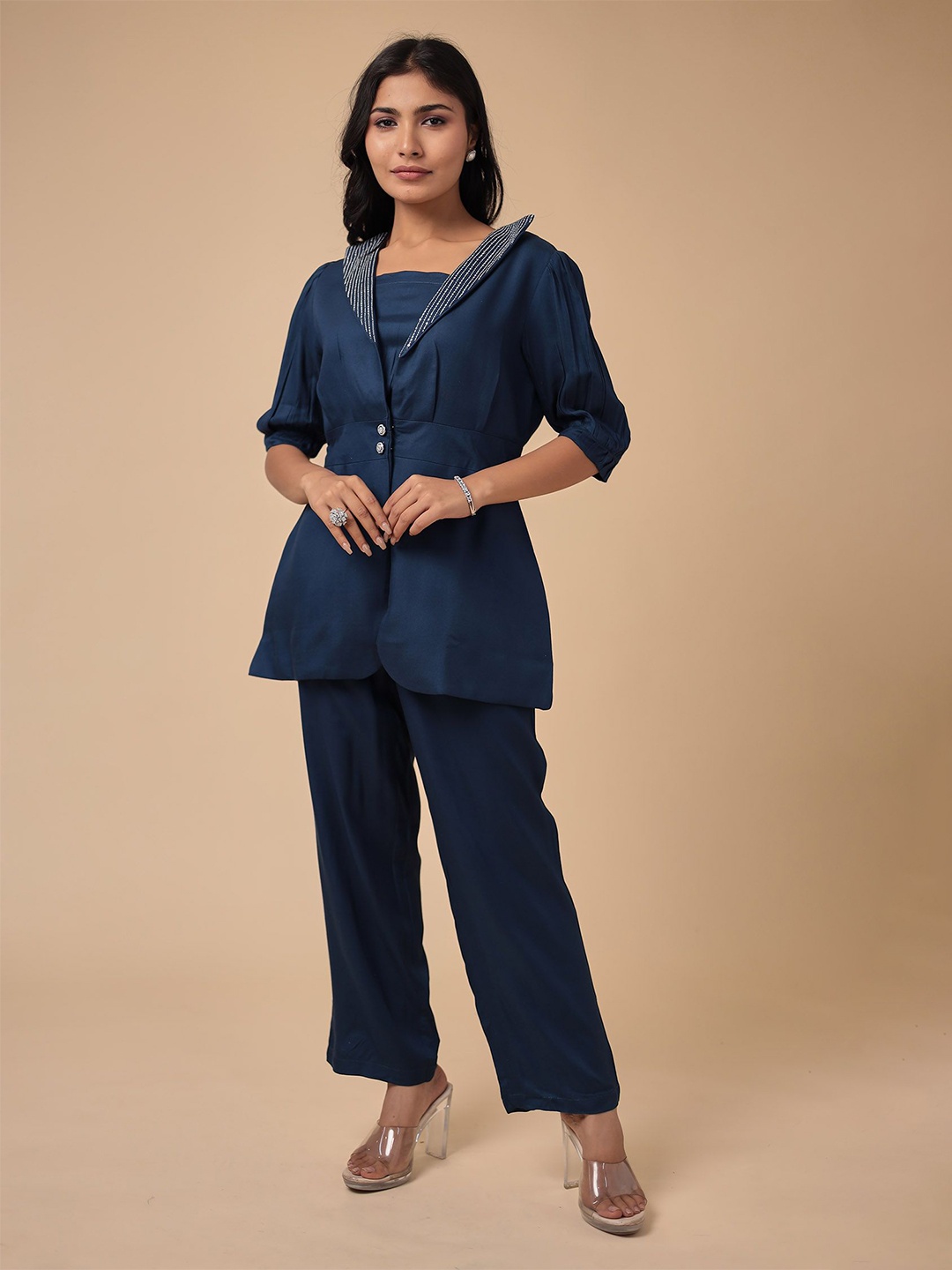 

ZARI Embroidered Square Neck Short Sleeves Tunic With Trouser, Teal