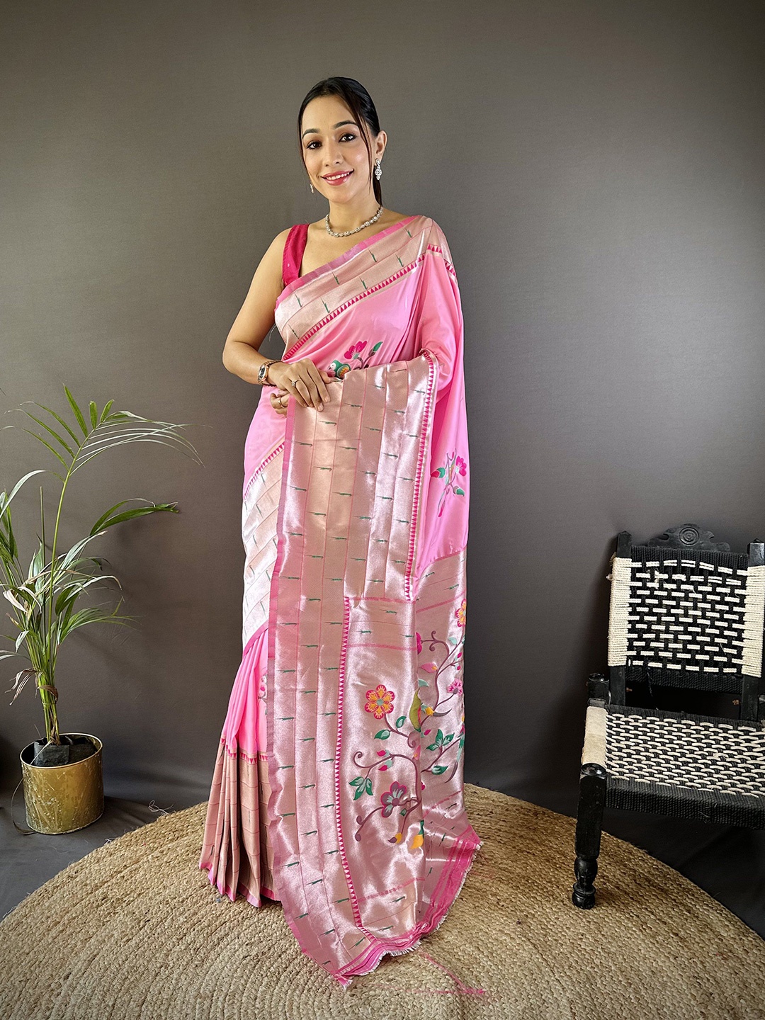 

LeeliPeeri Designer Woven Design Zari Silk Blend Banarasi Saree, Lavender