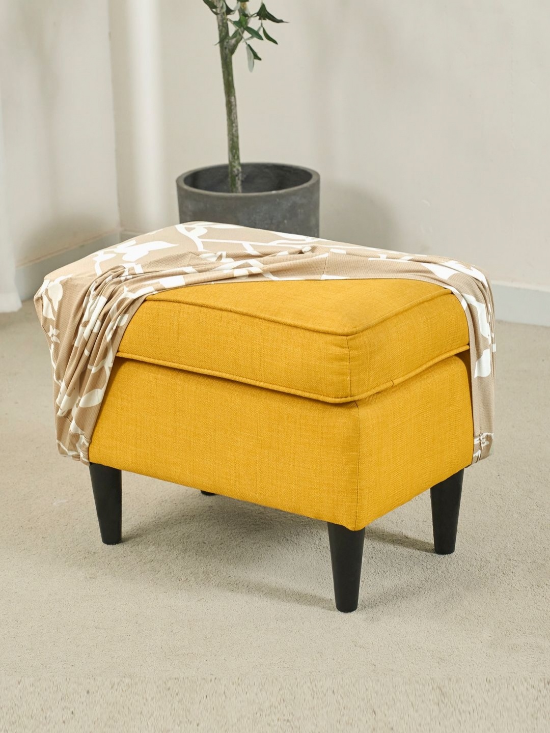 

HOKIPO Brown & White Floral Printed Stretchable Ottoman Cover