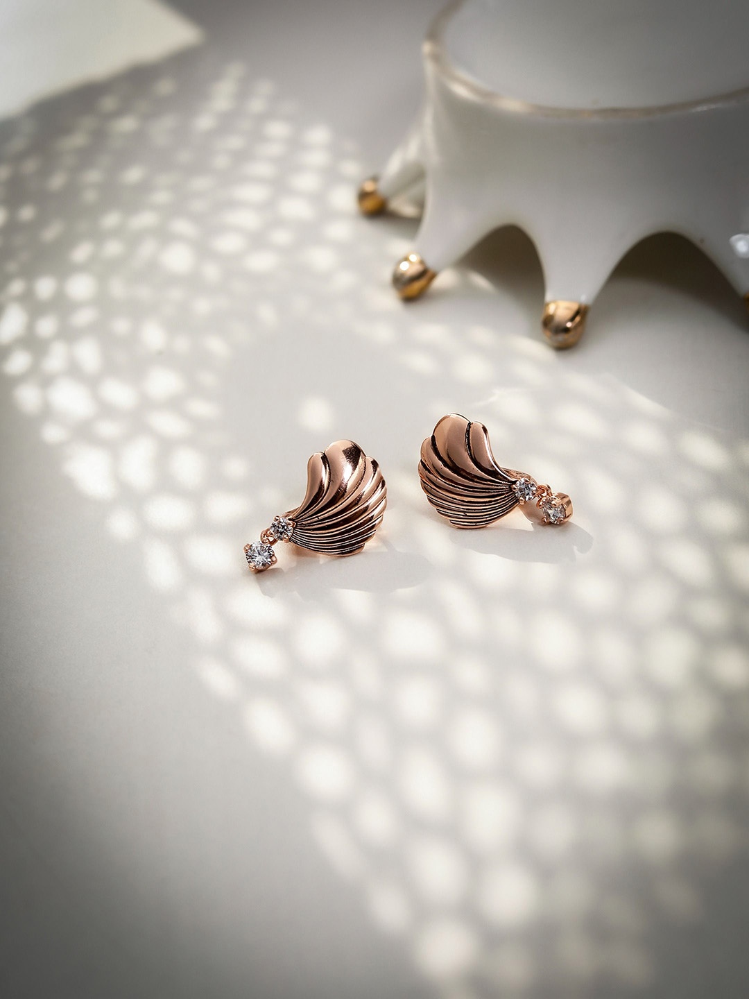 

DIAVO Contemporary Studs Earrings, Rose gold