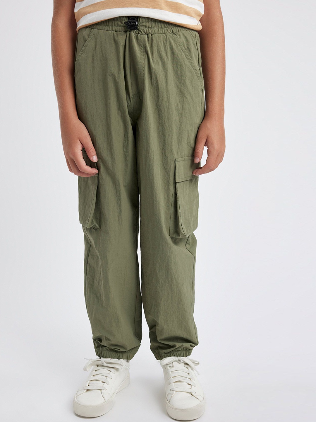 

DeFacto Boys Cargos Trousers, Na