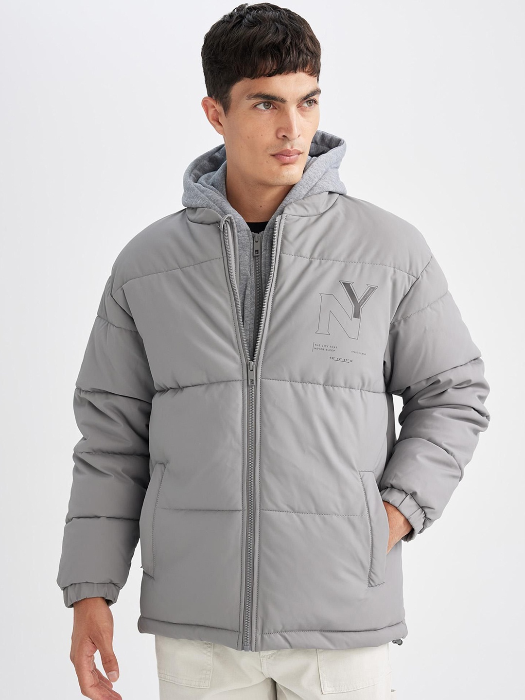 

DeFacto Men Padded Jacket, Na