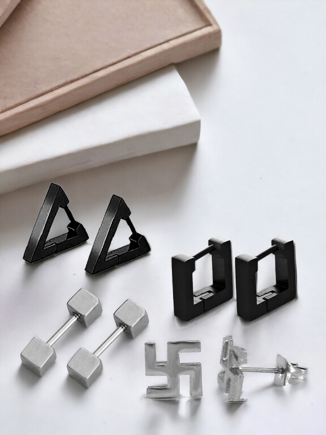 

The Roadster Lifestyle Co Set Of 4 Piercing Earrings, Black