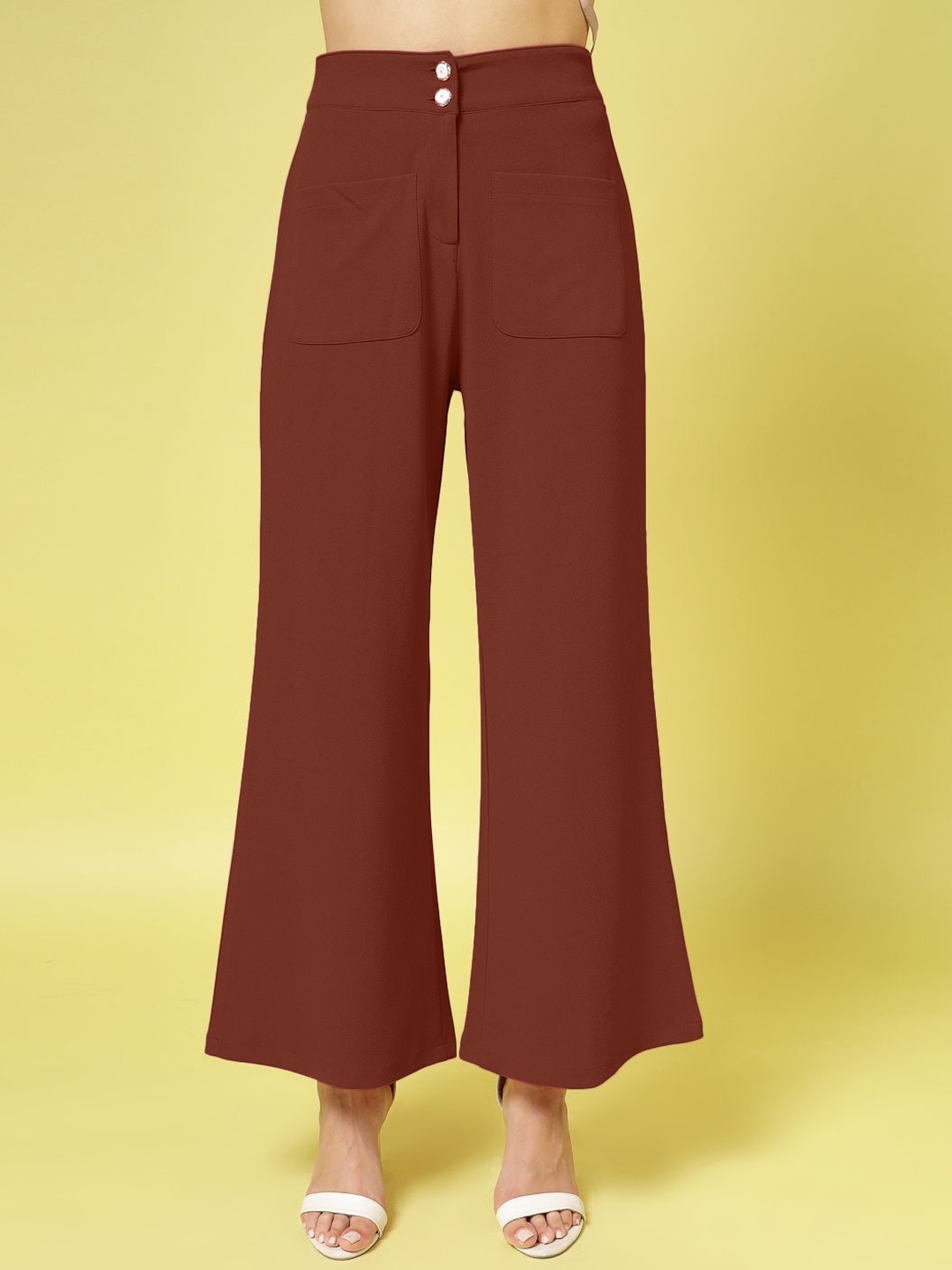 

Oomph! Women Relaxed Trousers, Brown