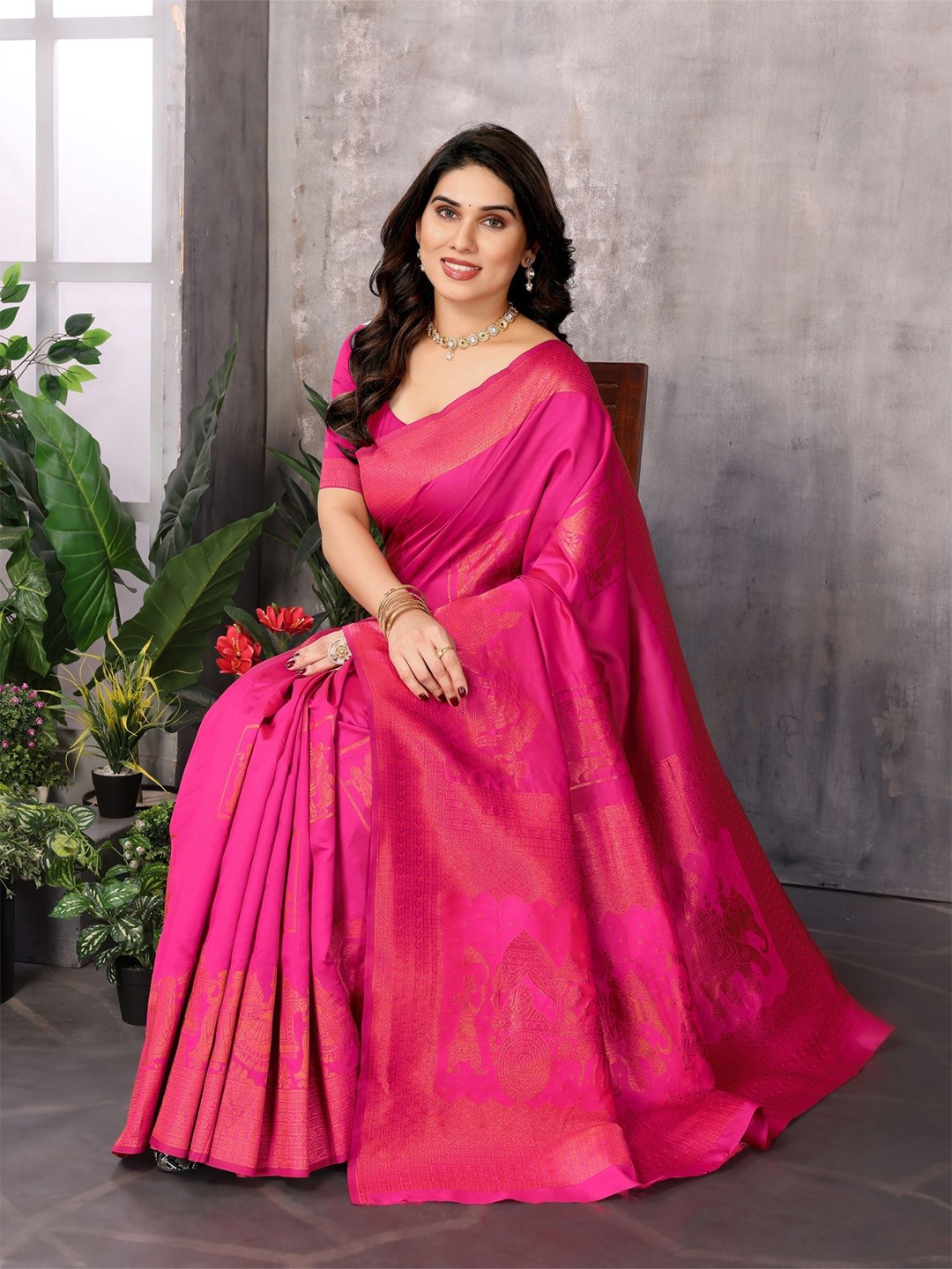 

vj fashion Woven Design Zari Silk Blend Saree, Pink