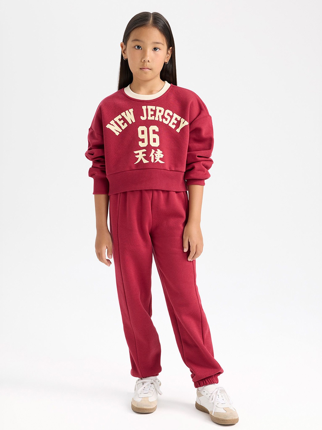 

DeFacto Girls Printed Trousers, Maroon