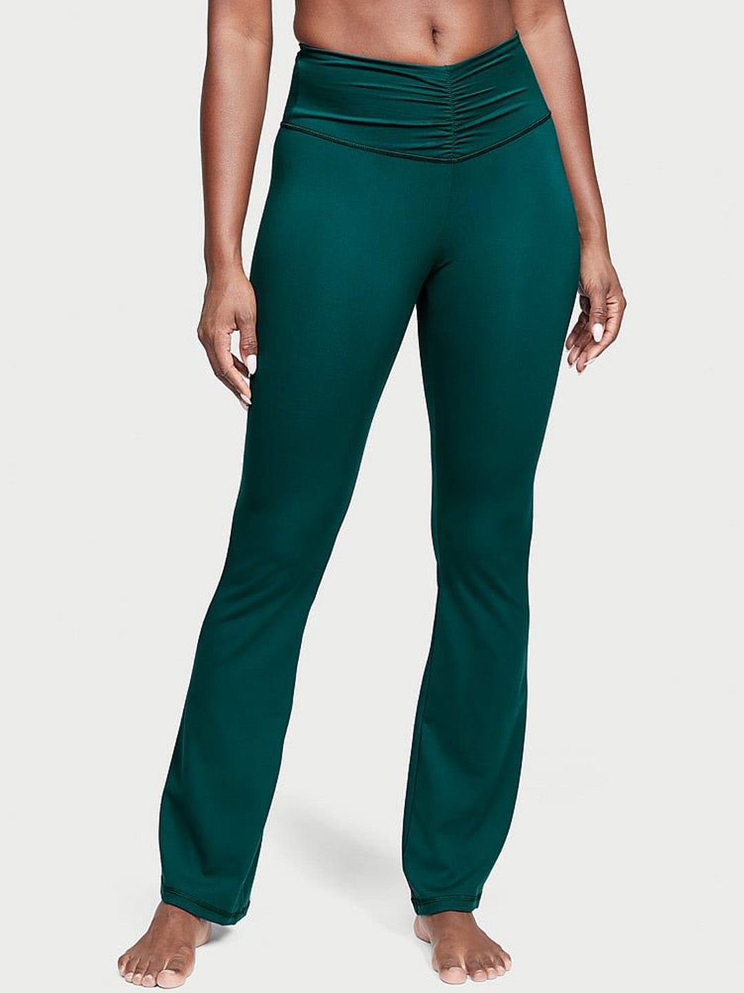 

Victoria's Secret Women High-Rise Flared-Fit Ankle-Length Gym Tights, Green
