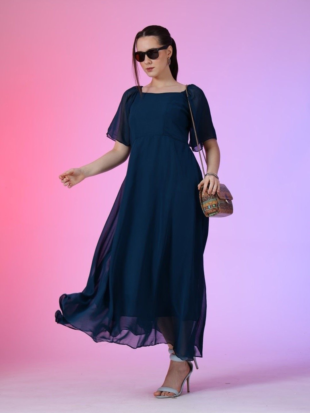 

Krunal Raiyani Women Square Neck Fit & Flare Maxi Dress, Blue