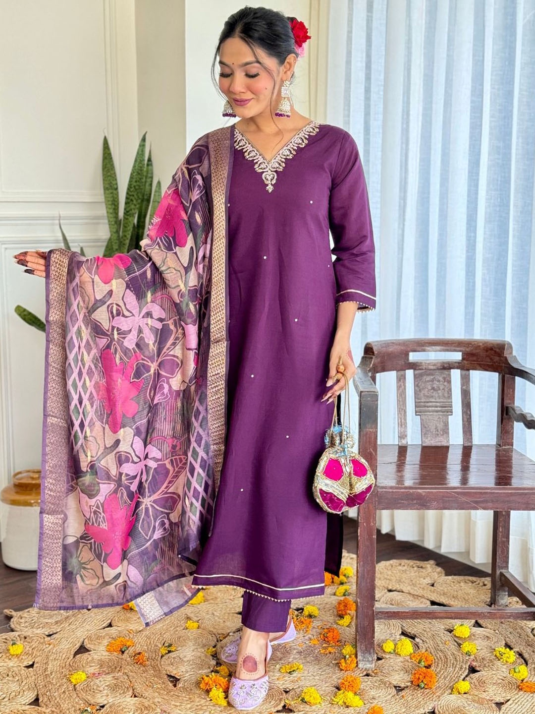 

Navlik Women Ethnic Motifs Embroidered Regular Thread Work Chanderi Silk Kurta with Trousers & With Dupatta, Purple