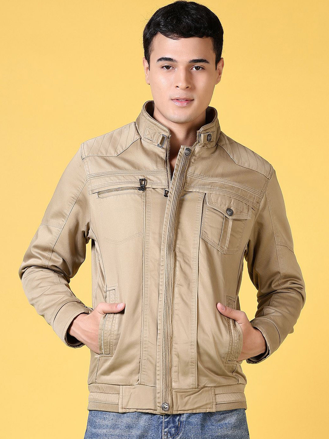 

V-Mart Men Washed Quilted Jacket, Beige