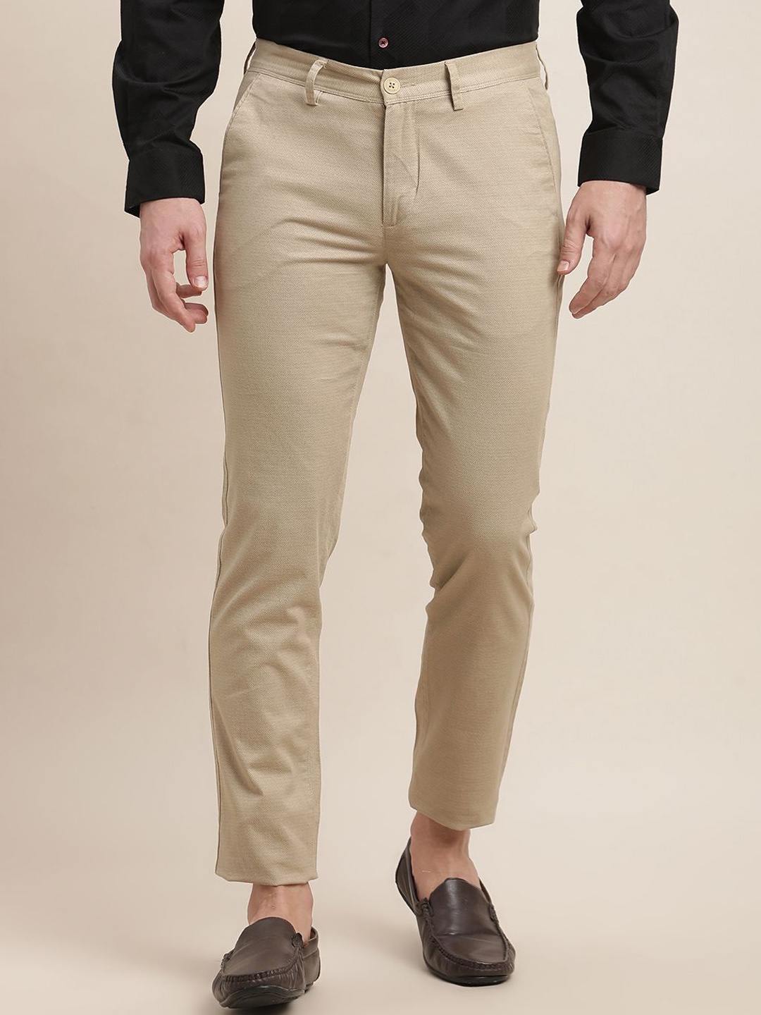 

Turtle Men Cotton Mid-Rise Relaxed Tapered Fit Chinos Trouser, Grey