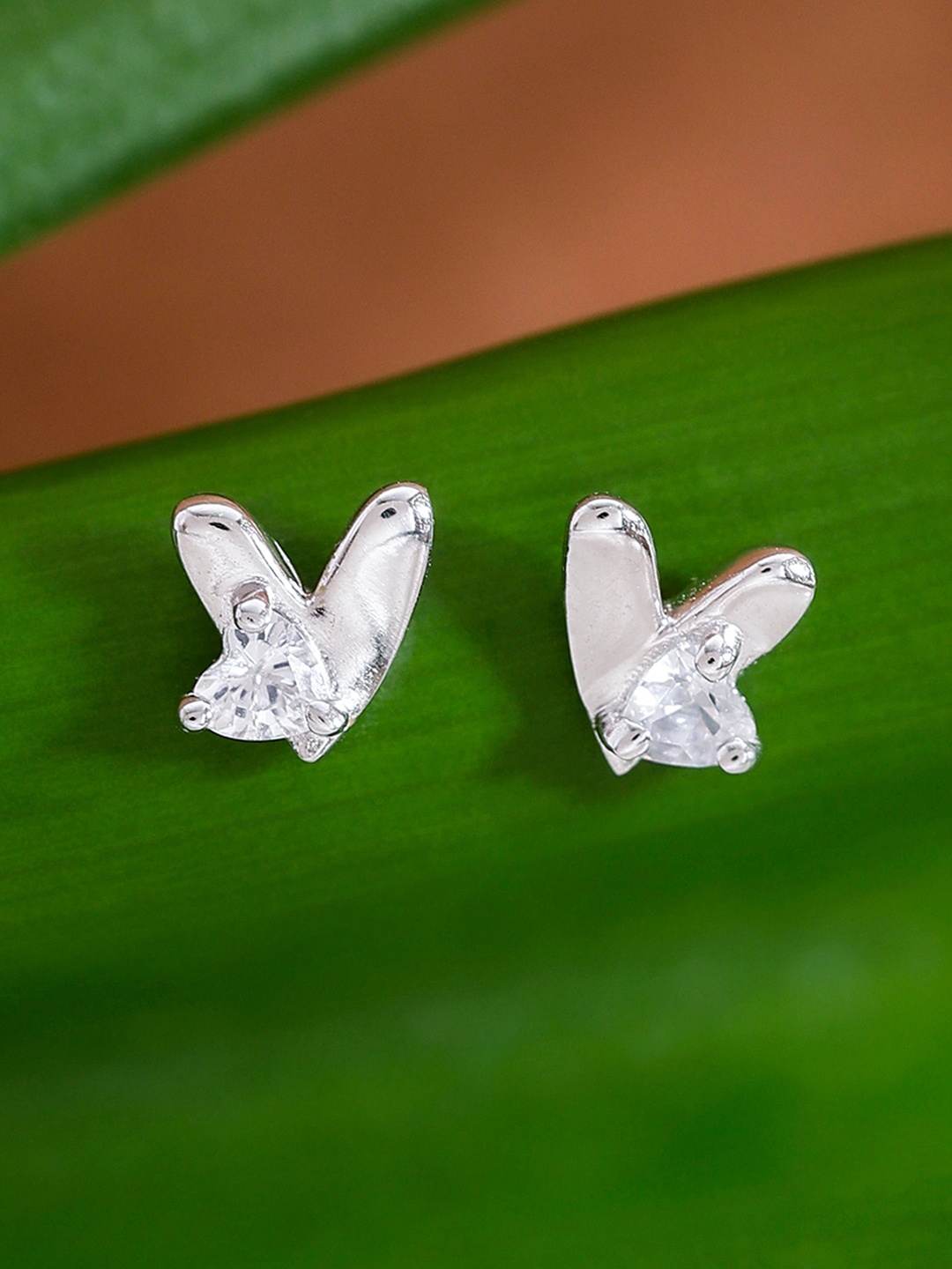 

DIAVO Contemporary Studs Earrings, Silver