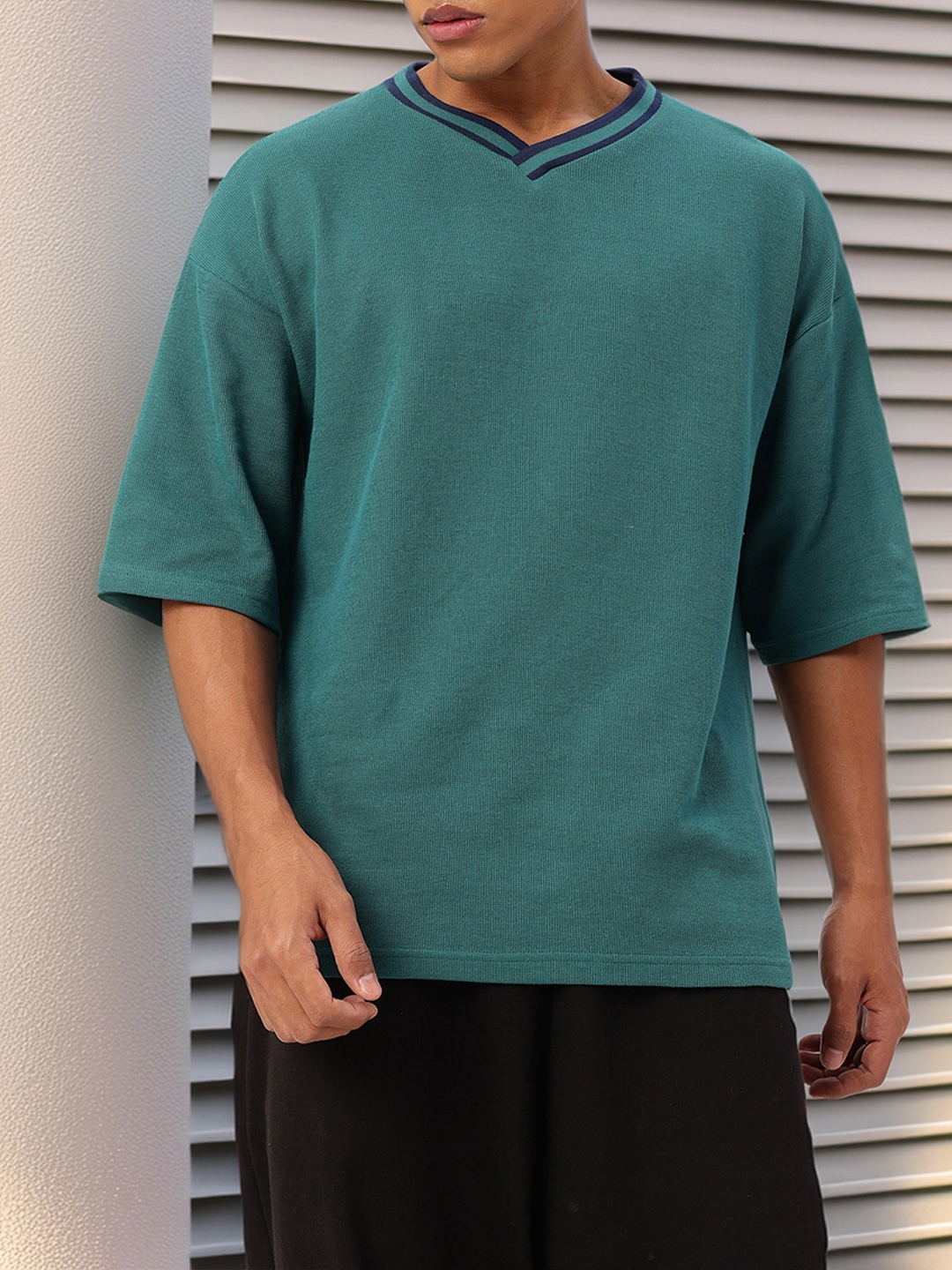 

Kook N Keech Respite Textured Drop-Shoulder Baggy T-shirt, Green