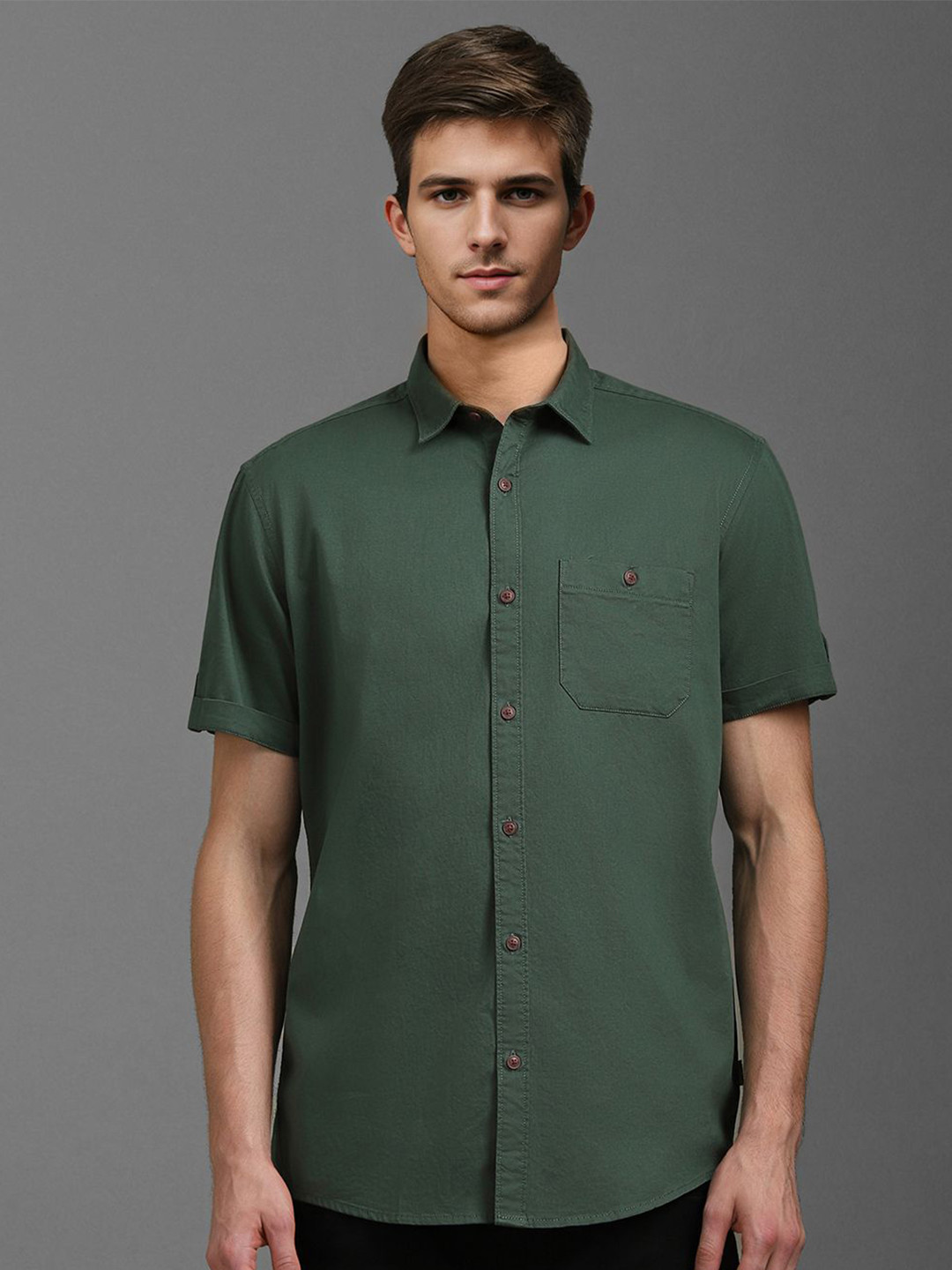 

Louis Philippe Jeans Men Spread Collar Solid Cotton Slim Fit Casual Shirt, Green