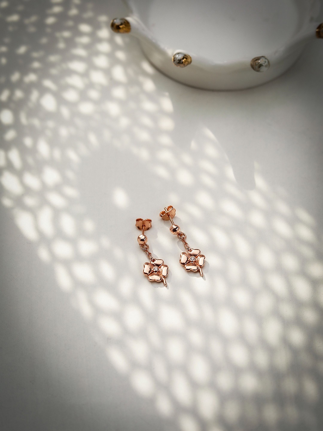 

DIAVO Contemporary Studs Earrings, Rose gold