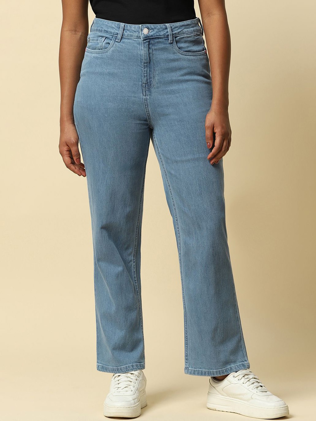 

Allen Solly Woman Women Mid-Rise Relaxed Fit Light Fade Jeans, Blue