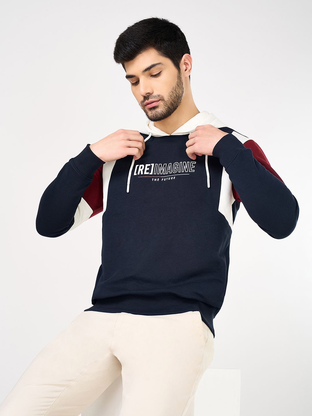 

BYFORD by Pantaloons Men Colourblocked Cotton Sweatshirt, Blue