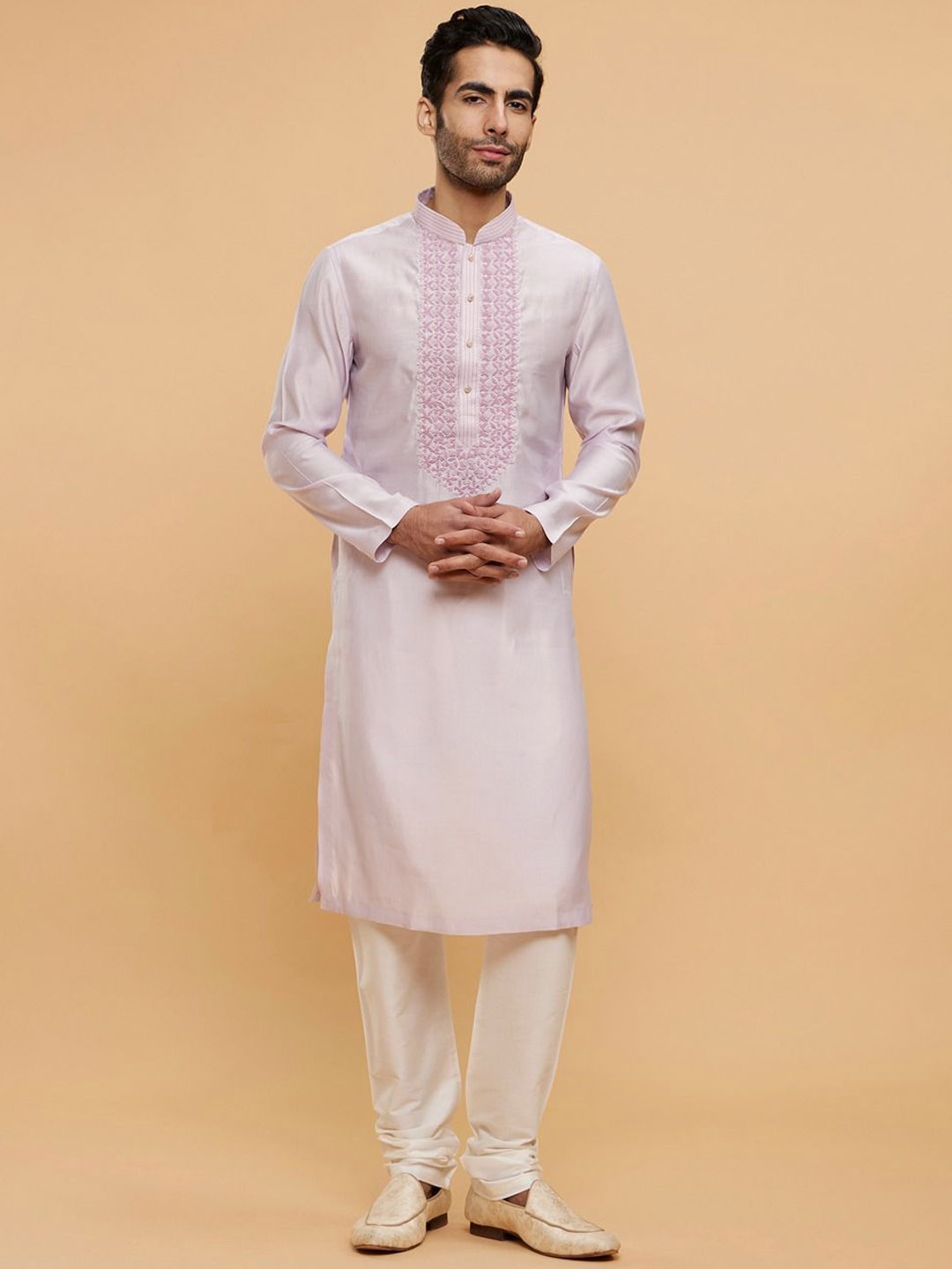 

Twamev Men Embroidered Regular Thread Work Kurta with Churidar, Pink