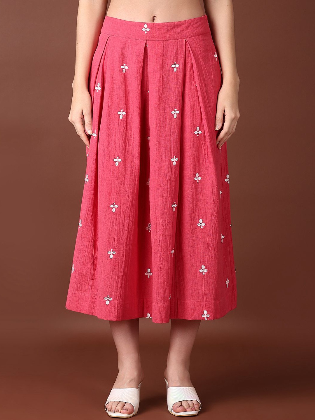 

V-Mart Women Ethnic Motifs Embroidered Midi Skirt, Pink