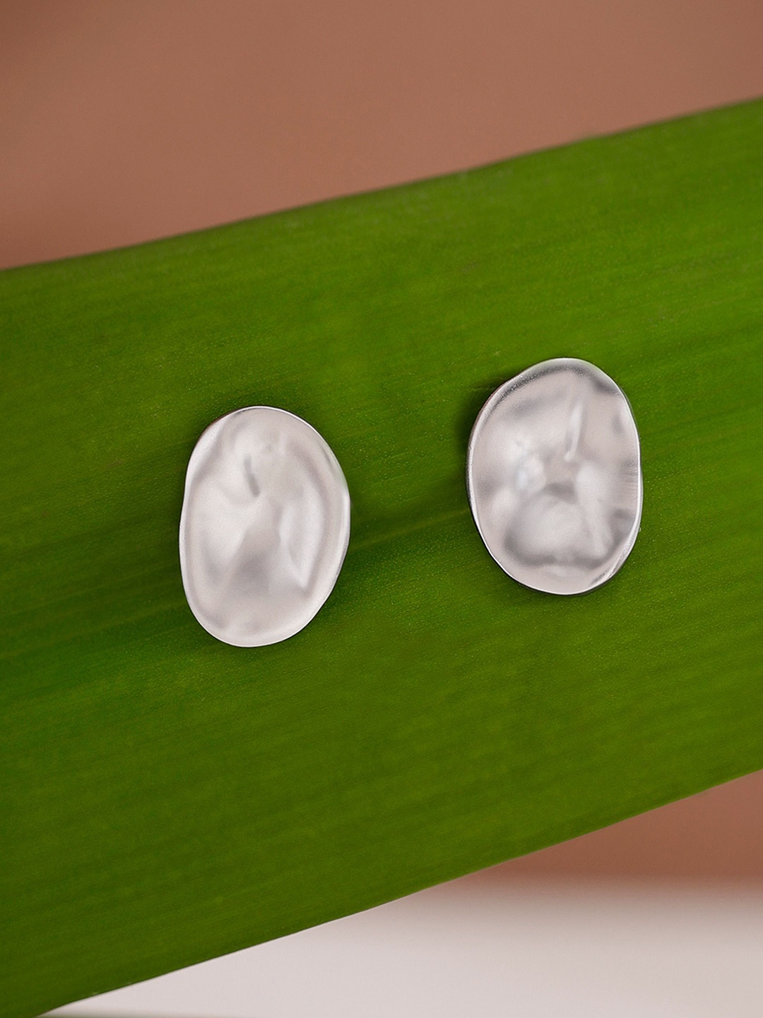 

DIAVO Contemporary Studs Earrings, Silver
