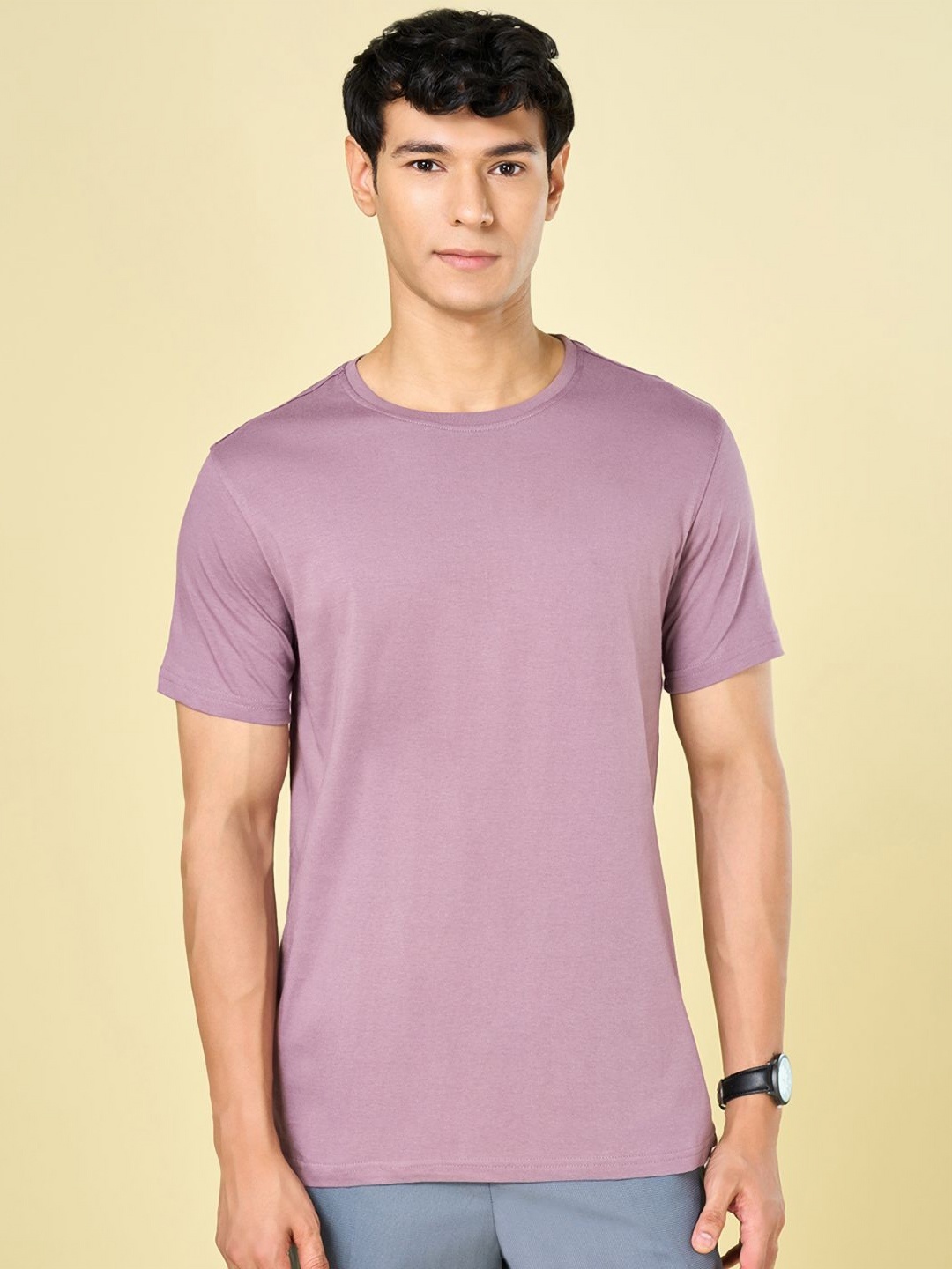 

BYFORD by Pantaloons Men Raw Edge Slim Fit T-shirt, Mauve