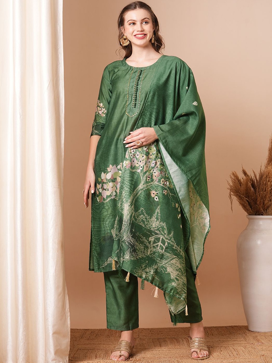 

FASHOR Women Floral Printed Regular Kurta with Trousers & With Dupatta, Beige