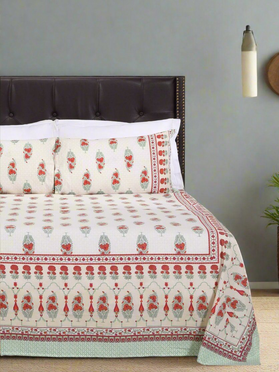

SHAHENAZ Green & White Floral Cotton 120 TC Double Queen Bedsheet with 2 Pillow Covers