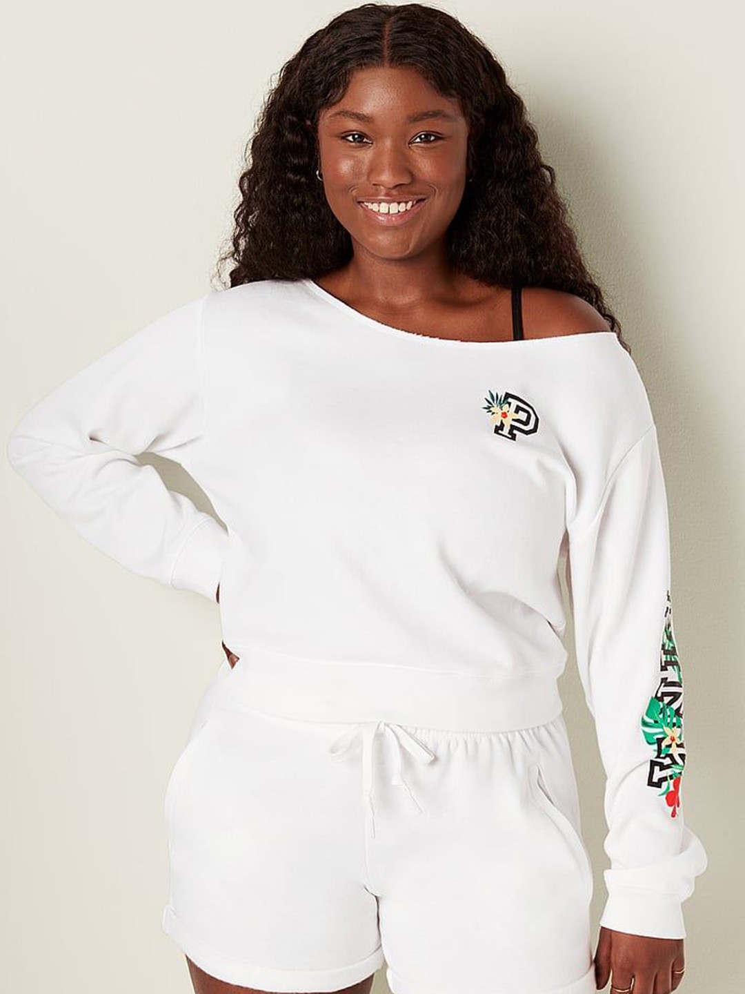 

Victoria's Secret Women Round Neck Pullover Sweatshirt, White