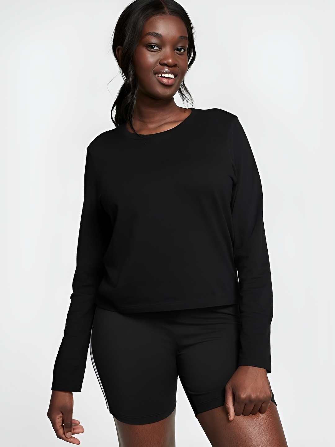 

Victoria's Secret Women Solid Round Neck Cotton T-shirt, Black