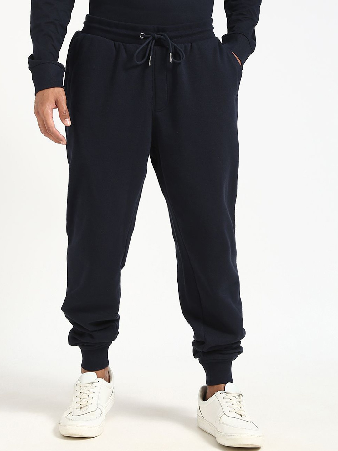 

Tommy Hilfiger Men Mid-Rise Joggers, Blue