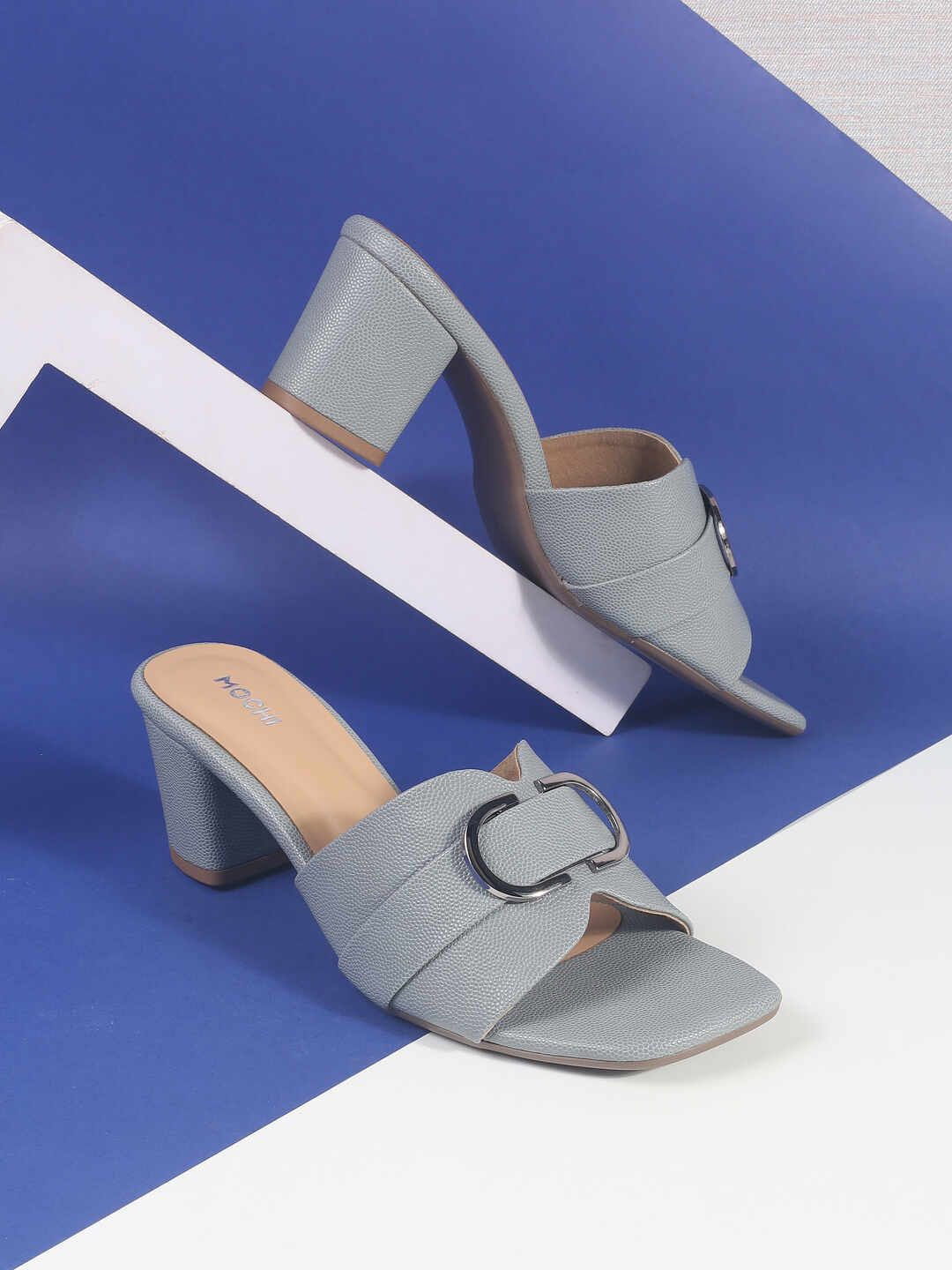 

Mochi Embellished Block Pumps with Bows, Grey