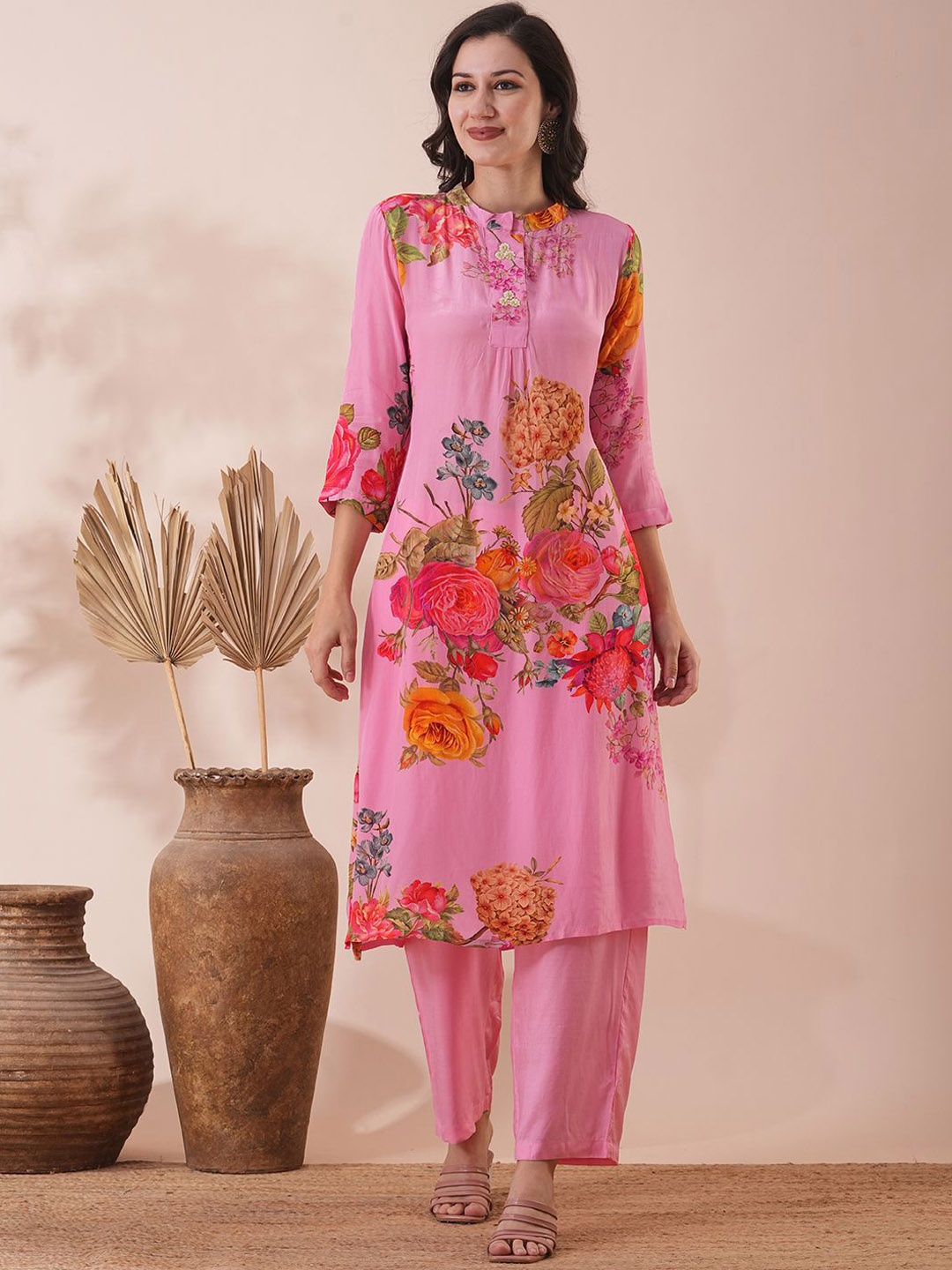 

FASHOR Women Floral Printed Regular Sequinned Kurta with Palazzos, Pink