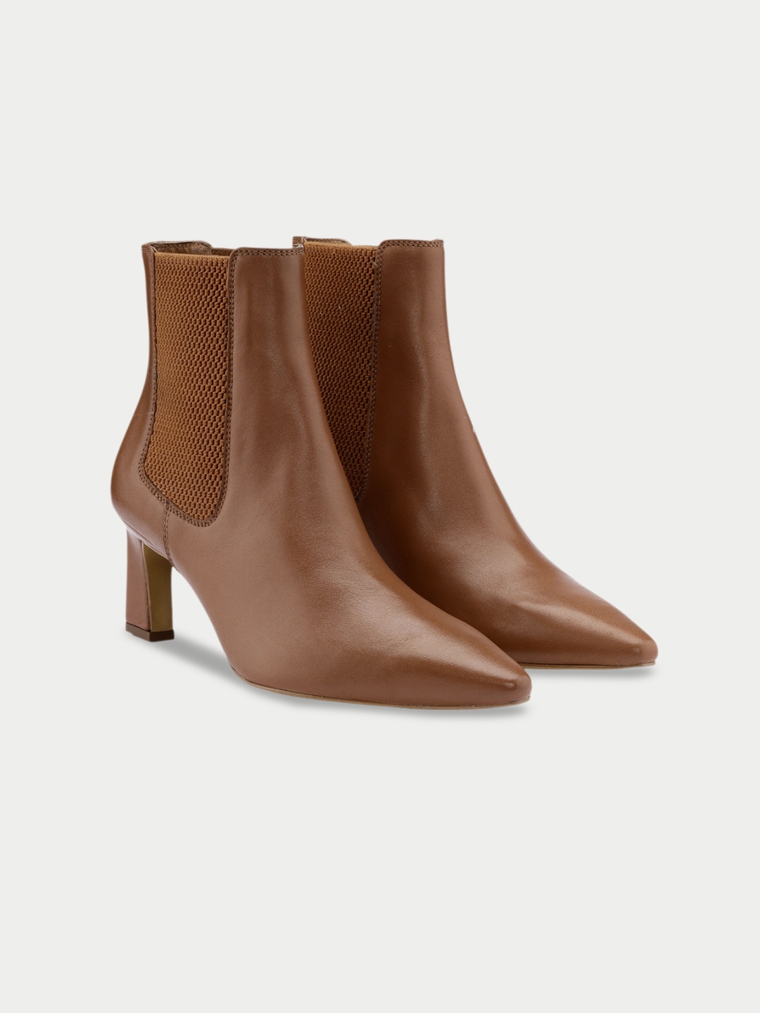 

Oroh Women Block Heeled Chelsea Boots, Tan