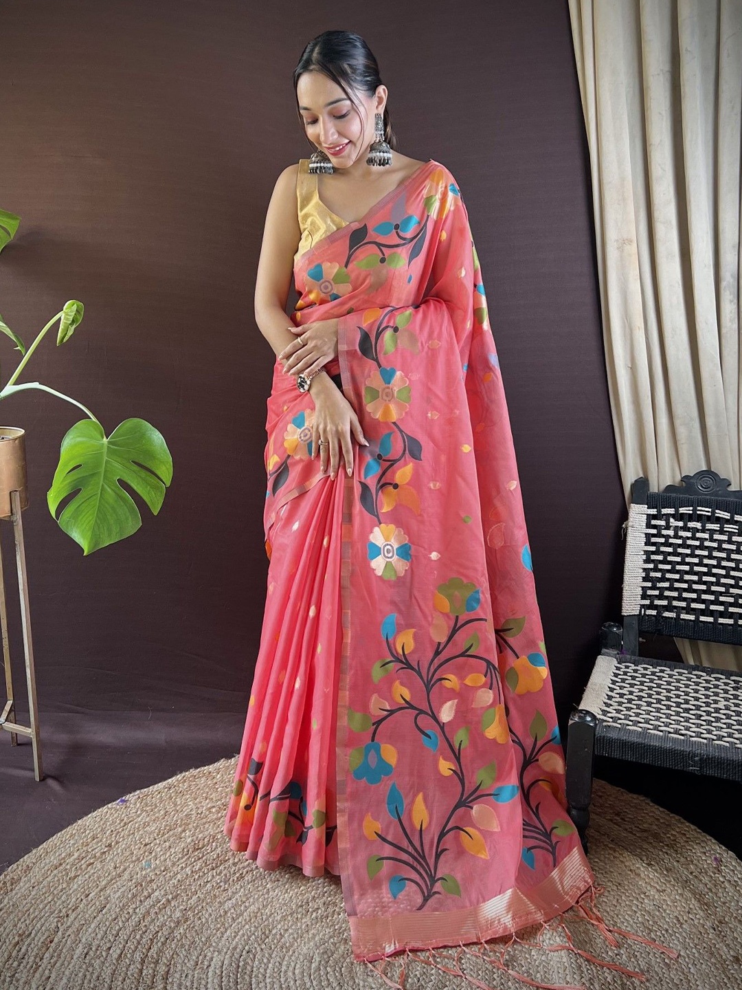 

LeeliPeeri Designer Woven Design Saree, Peach
