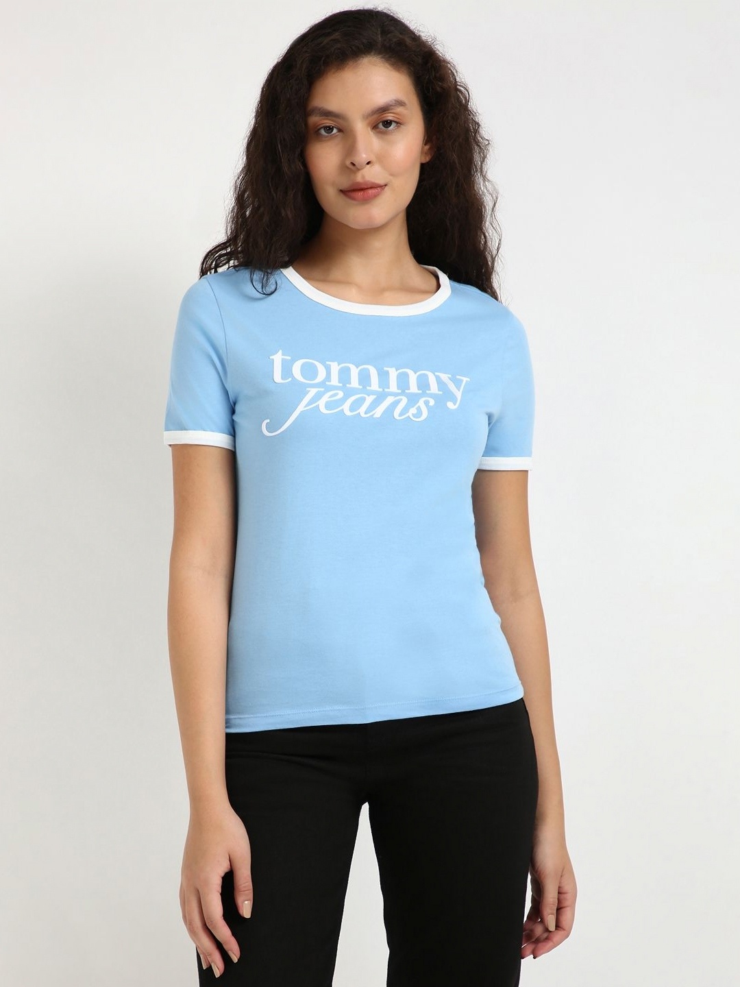 

Tommy Hilfiger Women Typography Applique T-shirt, Blue