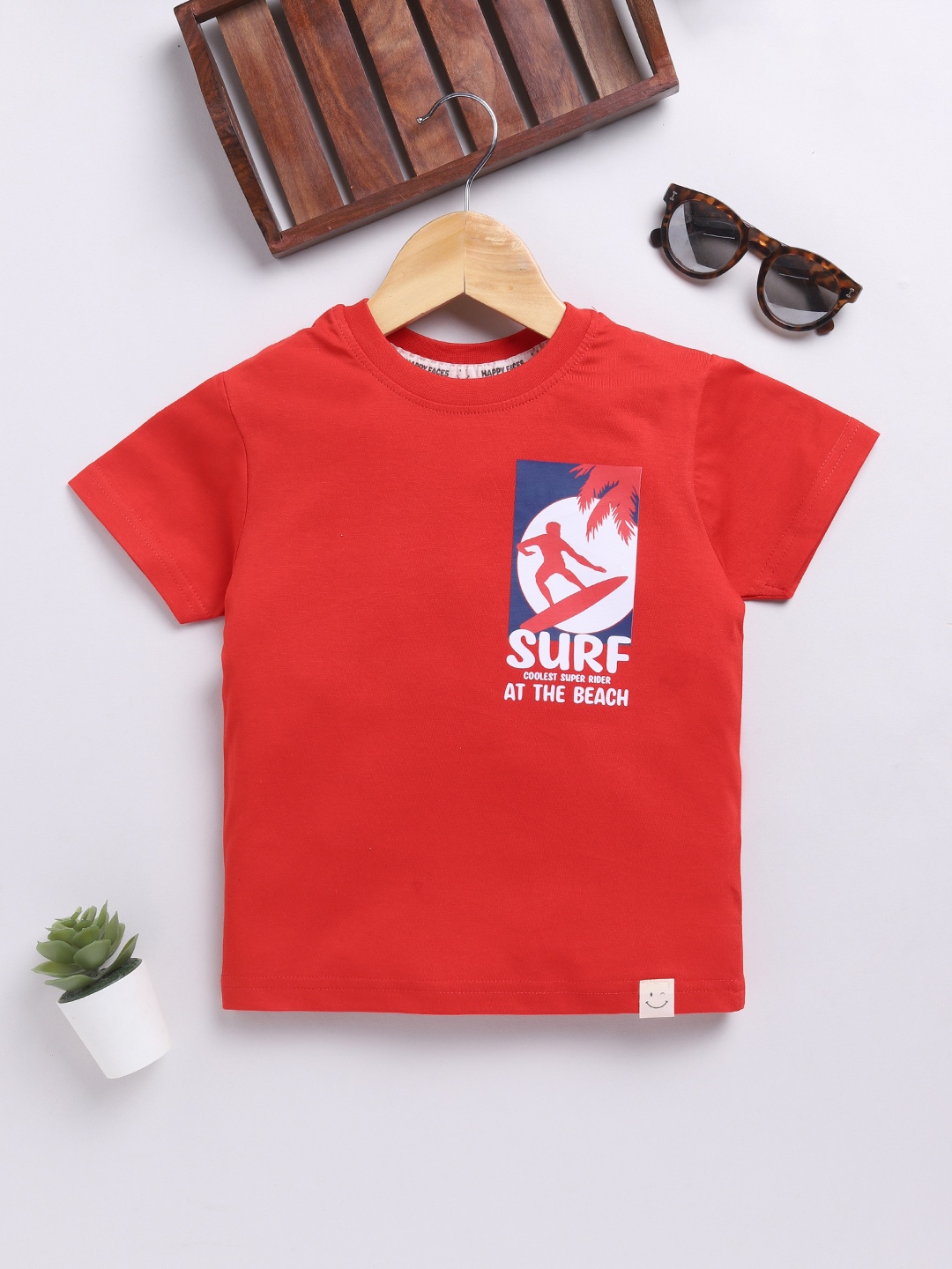 

Happy Faces Boys Pure Cotton Typography & Graphic Printed T-shirt, Red