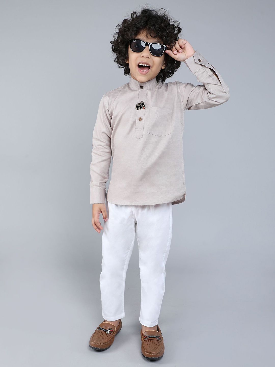 

BAATCHEET Boys Striped Pyjamas, Grey